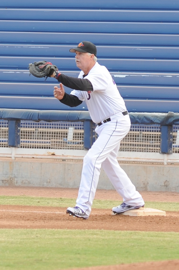 Dragons_2017-10-31 (218).jpg - (c)2010 DeVetter